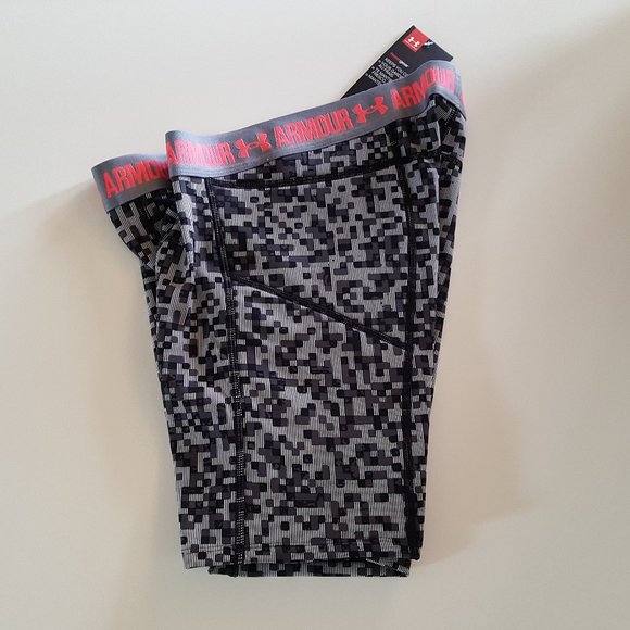 Under Armour Women's Strike Zone 7" Compression Shorts 1281969 001 - Picture 3 of 5